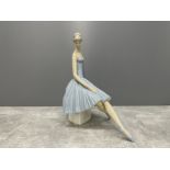 LLADRO 4559 BALLERINA WAITING