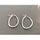 LADIES SILVER OVAL SHAPED HOOP EARRINGS 2.3G