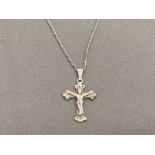 SILVER CRUCIFIX AND FINE TRACE CHAIN 2.4G