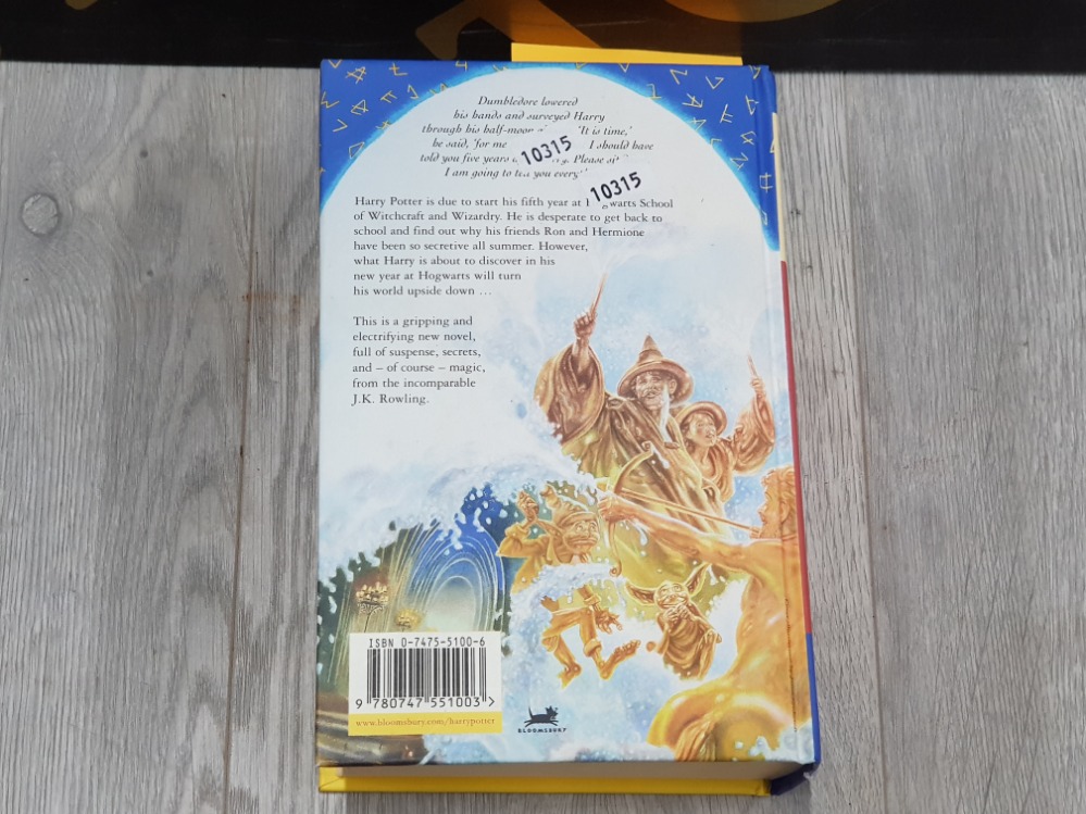 HARRY POTTER AND THE ORDER OF THE PHOENIX HARD BACK FIRST EDITION BOOK - Image 2 of 3