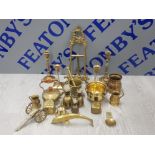 MISCELLANEOUS BRASS ITEMS TO INCLUDE ARTIST EASEL CANDLESTICKS DOLPHIN ETC