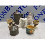 MISCELLANEOUS STUDIO POTTERY ITEMS TO INCLUDE WADE KILKENNY POTTERY ETC