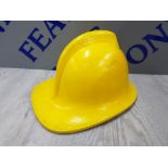 AUTHENTIC 20TH CENTURY YELLOW FIREMANS HELMET BY HELMETS LTD COUNTY STYLE NO 135 SIZE 56CM
