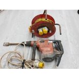 HILTY BREAKER WITH EXTENSION IN WORKING ORDER