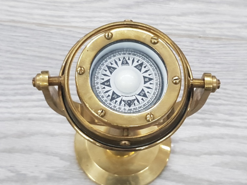 3 BRASS ITEMS INCLUDES A SWIVEL COMPASS CLOCK AND A SUNDIAL - Image 2 of 3