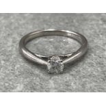 9CT WHITE GOLD LADIES DIAMOND SOLITAIRE RING 2.4G SIZE O