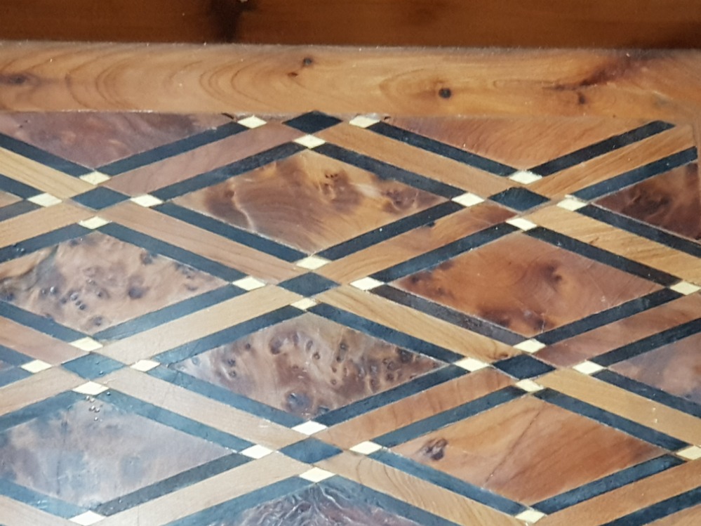 FABULOUS WALNUT INLAID DRINKS TRAY 35 1/2 X 24 CM - Image 3 of 4