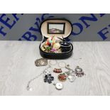 JEWELLERY BOX CONTAINING MISCELLANEOUS COSTUME JEWELLERY