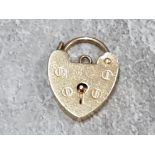 9CT GOLD PADLOCK BRACELET CLASP HALLMARKED FOR LONDON 1978 MAKER LG 1.9 GRAMS