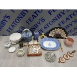COLLECTION OF POTTERY ITEMS INCLUDING H AND K TUNSTAU VASE , SYLVAC WARE, 2 RINGTONS LIDDED POTS AND