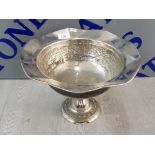 EDWARDIAN TABLE PLATED CENTRE BOWL WITH HAND BEATEN BRASS BANDING