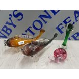 VINTAGE GLASS INCLUDES 2 ITALIAN MURANO FISH FIGURES WITH TULIP VASE AND SNAIL