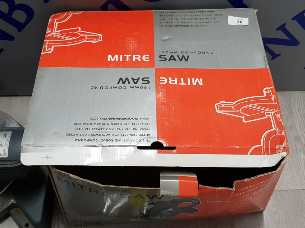 MITRE SAW 190 MM COMPOUND IN BOX WITH 2 PACK OF CIRCULAR SAW BLADES - Image 3 of 4