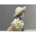 LLADRO 5221 SWEET SCENT IN ORIGINAL BOX