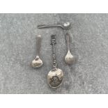 4 HALLMARKED SILVER SPOONS 24.1G