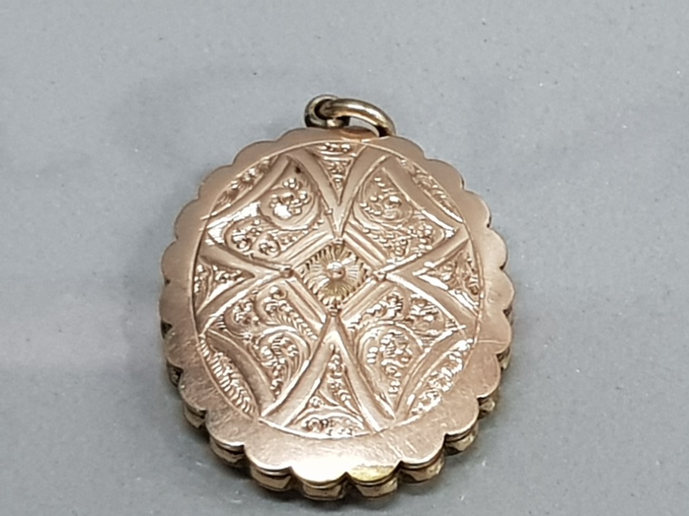 OVAL ORNATE LOCKET PINEH PECK