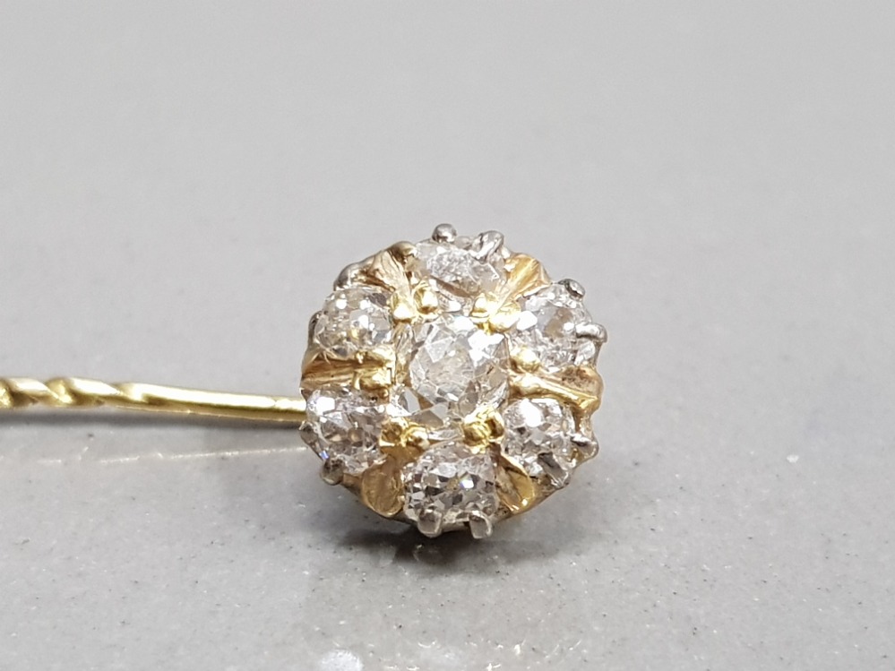 9CT YELLOW GOLD DIAMOND SET STICK PIN APPROXIMATELY 0.80CTS 2.4G GROSS - Image 3 of 4