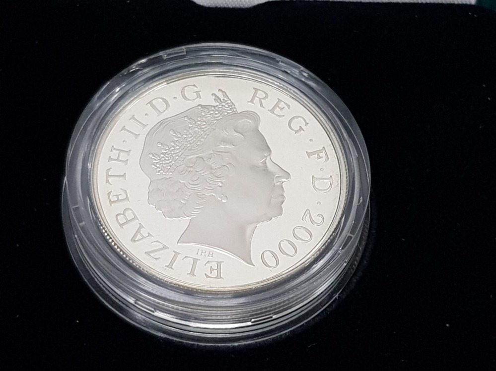 ROYAL MINT SILVER PROOF PIEDFORT 2000 £5 CROWN QUEEN MOTHER 100TH BIRTHDAY COIN IN CASE AND COA - Image 3 of 4