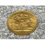 22CT GOLD 1928 FULL SOVEREIGN COIN STRUCK IN SOUTH AFRICA