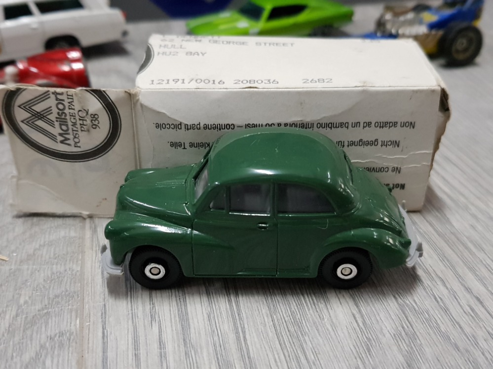 COLLECTION OF VINTAGE DIE CAST VEHICLES INCLUDING CORGI, MATCHBOX AND HOT WHEELS ETC - Bild 2 aus 7