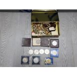 COLLECTION OF COSTUME JEWELRY WITH 2 GEORGIVS VI FIVE SHILLING COINS, 3 ELIZABETH II COMMEMORATIVE