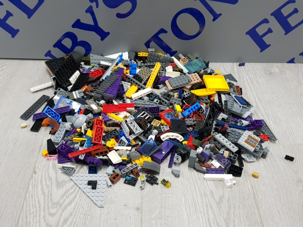 1 KG OF LEGO AND MEGA BLOCKS BUILDING CONSTRUCTION SETS