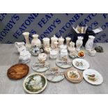 COLLECTABLE OF POTTERY ITEMS INCLUDING ROYAL AYNSLEY, ALDRIDGE POTTERY AND SOME ORIENTAL DISHES ETC
