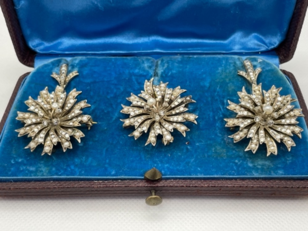 ANTIQUE SILVER GILT STONE SET CLUSTER PENDANT AND BROOCH SET IN ORIGINAL BOX - Bild 2 aus 3