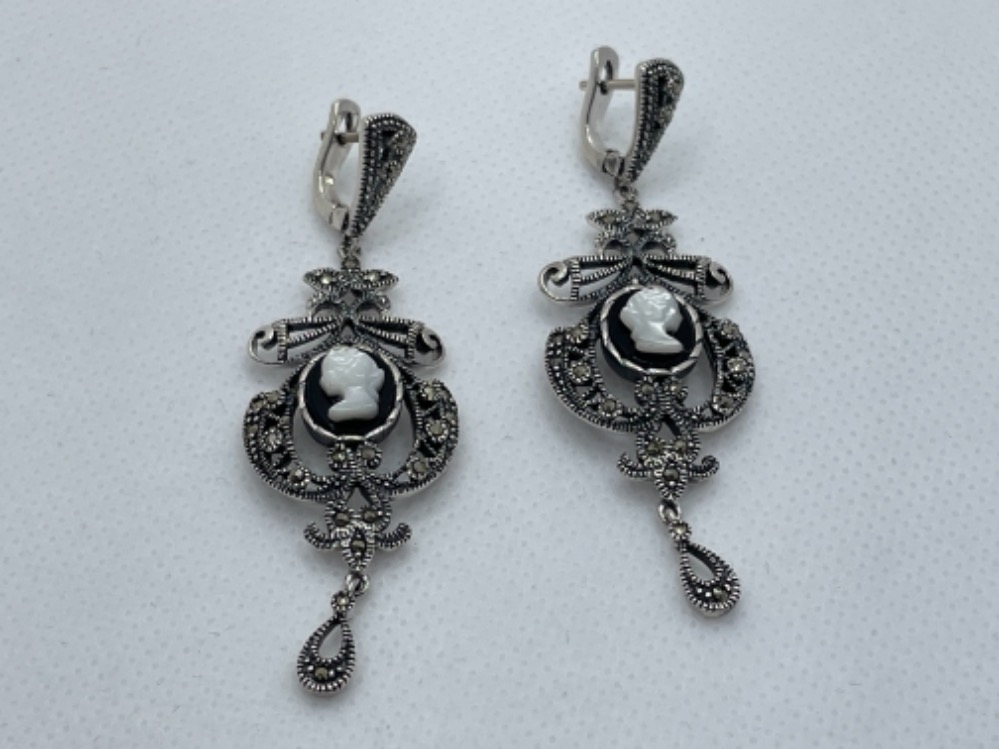 PAIR OF SILVER RENAISSANCE STYLE DROP EARRINGS