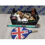 BOX OF MISCELLANEOUS ITEMS TO INCLUDE DUCHESS CHINA STUDIO POTTERY CLOWN ETC