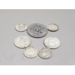 4 SILVER VICTORIAN SIXPENCES 2 GEORGE V SILVER SHILLINGS PLUS A SILVER SOUTH AFRICAN 2 AND A HALF