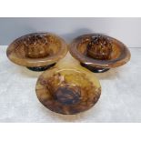 3 DAVIDSON'S CLOUD GLASS BOWLS 2 WITH STANDS AND 2 FLOWER FROGS