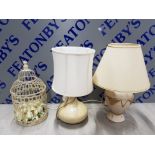 2 DECORATIVE LAMPS AND AN ORNAMENTAL BIRD CAGE