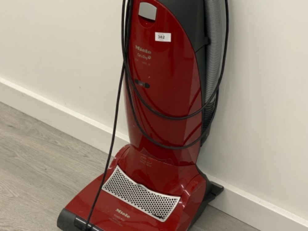 MIELE CAT AND DOG 1800W POWER PLUS VAC - Image 2 of 2