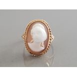 LADIES 9CT YELLOW GOLD CAMEO RING WITH BEAD EDGE SIZE N1/2 4.3G GROSS