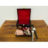 NICE LEATHERETTE JEWELLERY BOX CONTAINING WRISTWATCHES, CUFFLINKS, SIMULATED PEARLS ETC