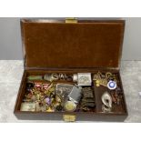 Box containing a large quantity of vintage costume jewellery, cufflinks, brooches etc