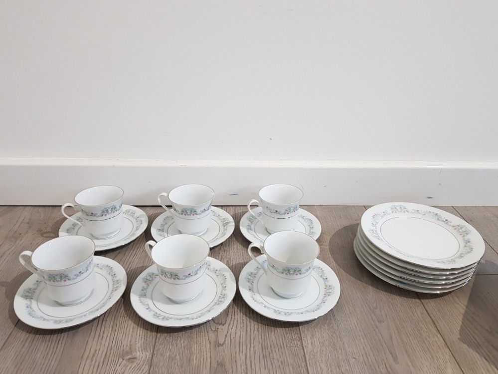 Approximately 18 piece crown ming china part tea set