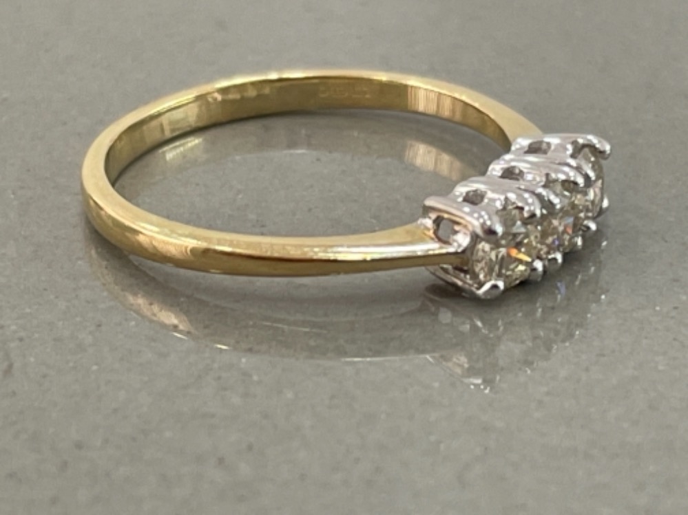 9ct gold diamond 3 stone ring comprising 3 round cut diamonds approx .50ct size P 1.8g - Image 2 of 2