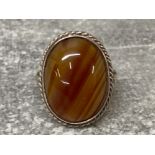 Silver and oval banded agate ring, 4.5G gross, size I