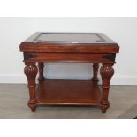 Solid mahogany lamp table with reeded inverted baluster pinapple knopped legs 71cm by 60cm by 61cm