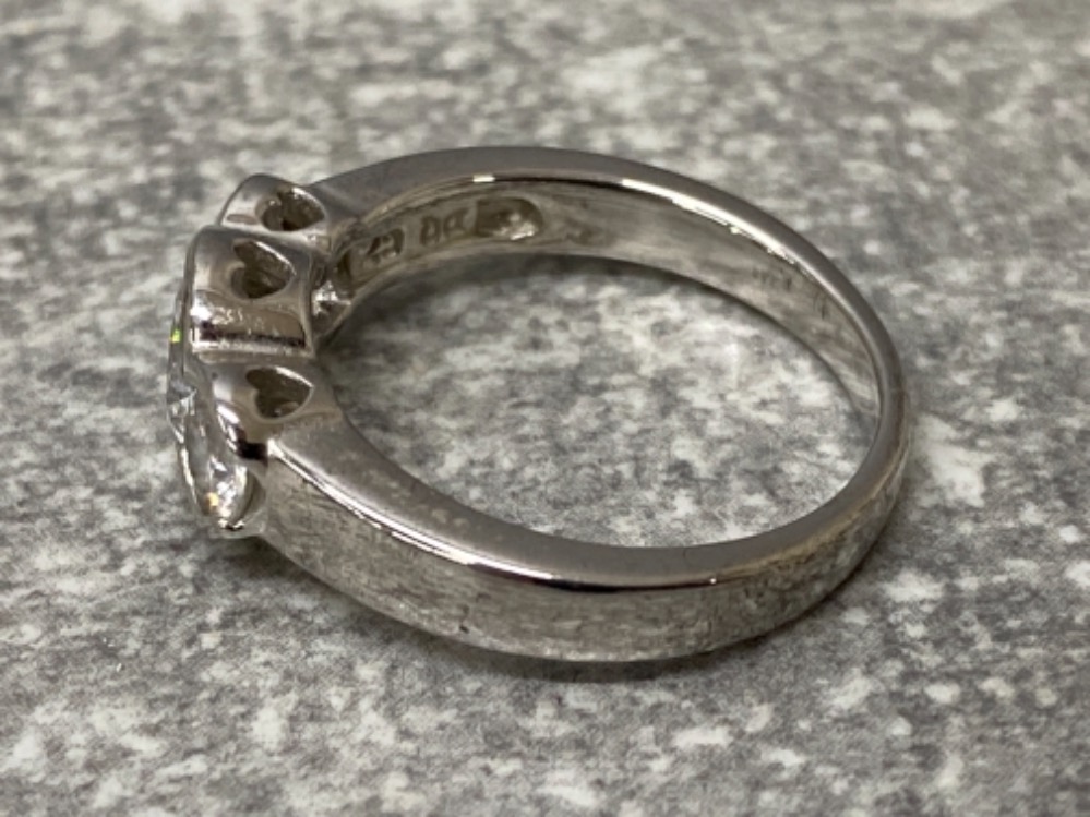 Silver 3 stone cz set ring, 4.1g size N1/2 - Image 2 of 2