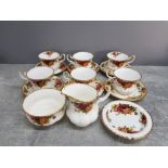 15 pieces of royal Albert old country Roses