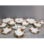 22 pieces of royal Albert old country Roses