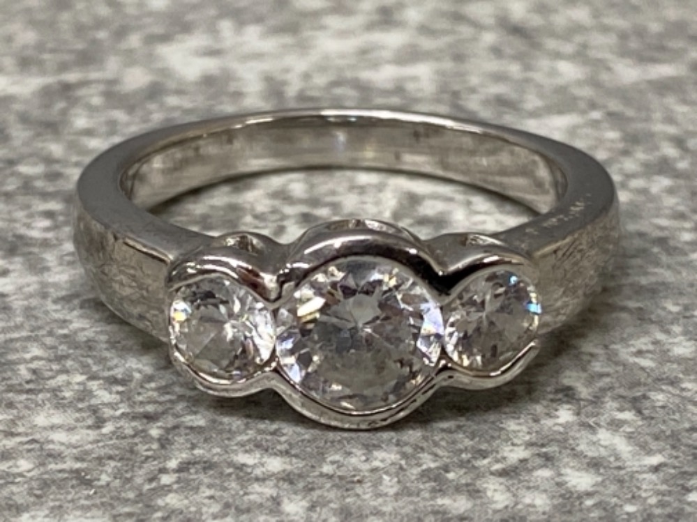 Silver 3 stone cz set ring, 4.1g size N1/2