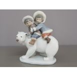 Lladro figure 5353 eskimos on polar bear