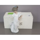 Nao by lladro figure 1110 how pretty with original box