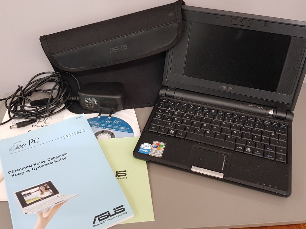 Asus Eee PC laptop, with bag, charger and instructions