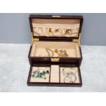 Leather jewellery box with contents