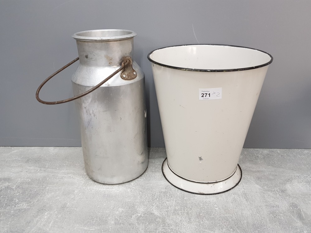 Milk churn 320 mm high 150 mm diameter, with steel carry handle in aluminium made by blow together